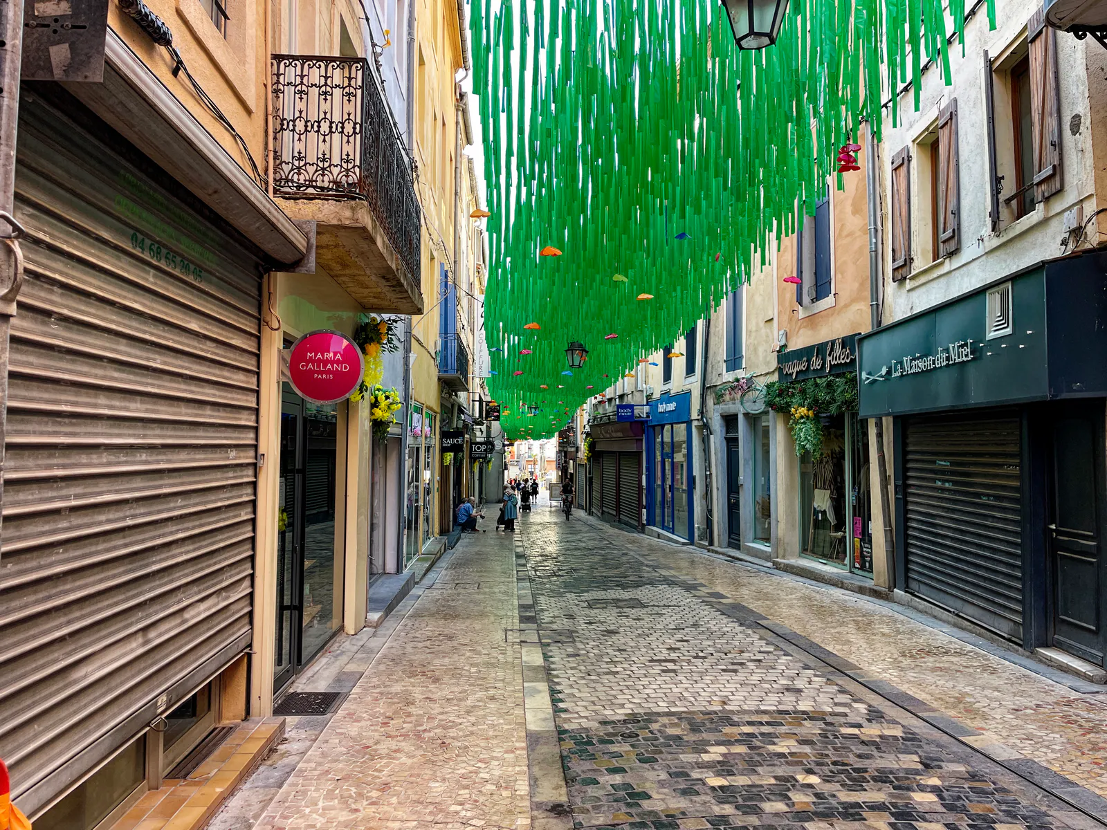 ombrines - rue Droite